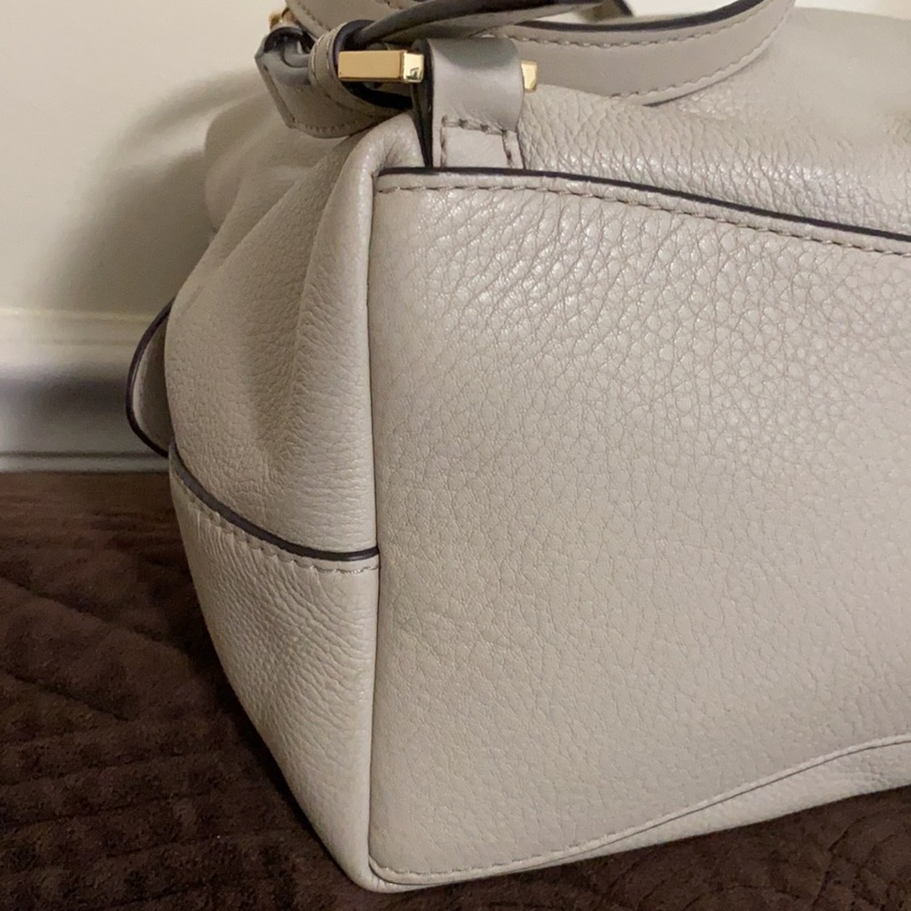 🔥VERY EUC- Authentic Michael Kors Raven Medium Backpack with dust bag🔥 - Picture 10 of 17